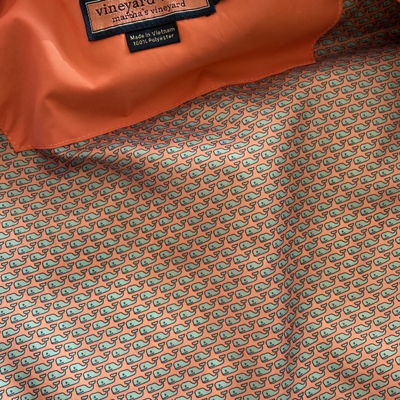 VINEYARD VINES puffed vest - Picture 6 of 15